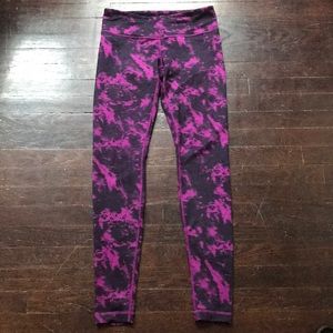 Lululemon Wunder Under sz 8
